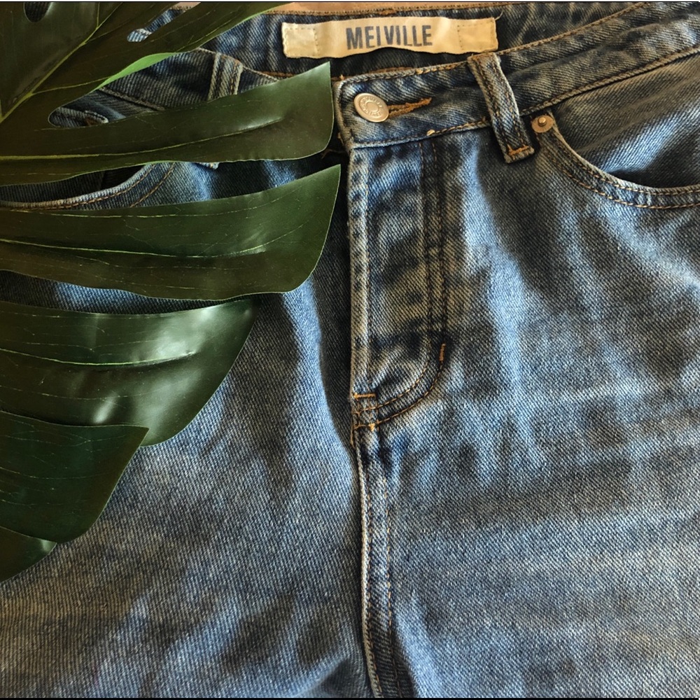 Brandy Melville High Waist Mom Jeans